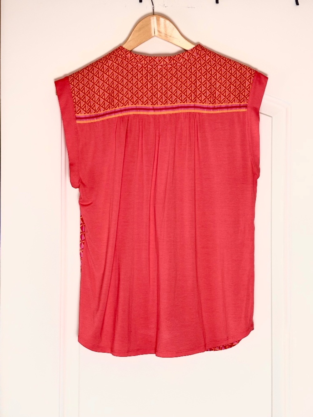 Hale Bob Pink & Orange Geometric Sleeveless Blouse - Picture 2 of 4